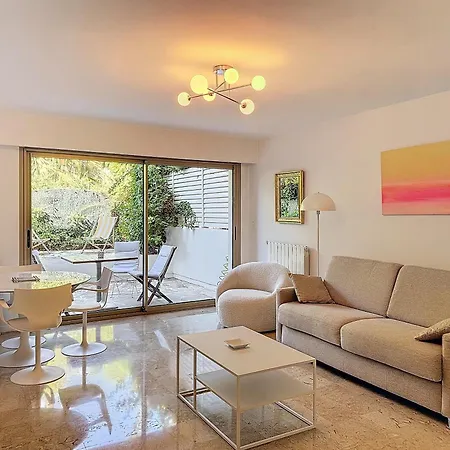 Apartment A Deux Pas Des Plages Piscine 346l Franchi