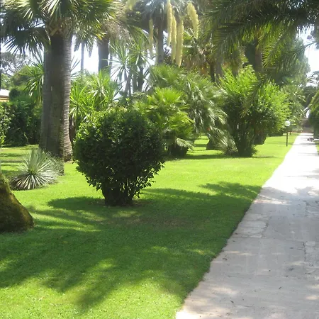 Apartment A Deux Pas Des Plages Piscine 346l Franchi *