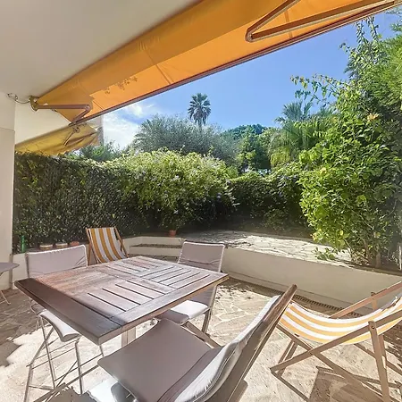 Apartment A Deux Pas Des Plages Piscine 346l Franchi